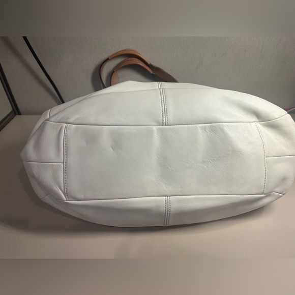 Coach Soho Small Leather Hobo Bag White Tan Buckle Shoulder Bag - Picture 12 of 12